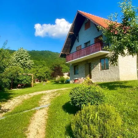 Vikend Kuca Ivkovic *