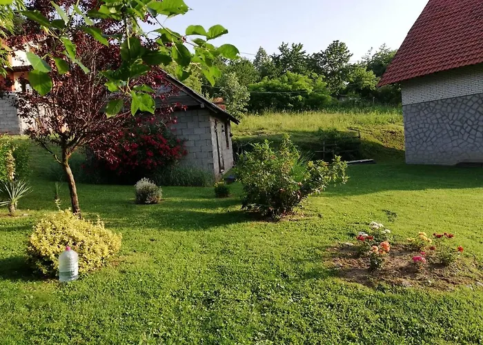 Case de vacanță Vikend Kuca Ivkovic