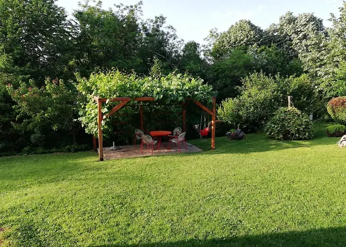 Case de vacanță Vikend Kuca Ivkovic