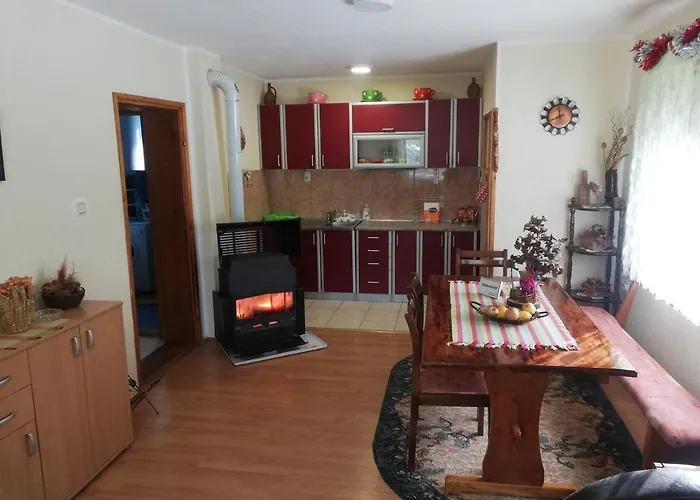 Vikend Kuca Ivkovic Case de vacanță